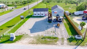 Drone photo of retail property at 1013 Hwy 87, Galveston, TX