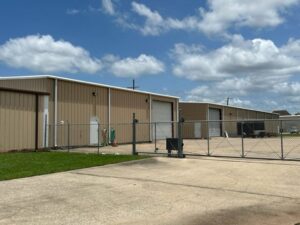 Industrial building at 332 Twin City Hwy, Port Neches, TX