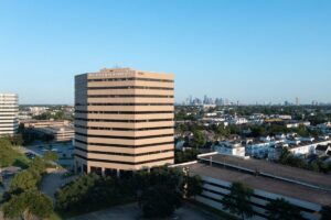 Photo of office building at 1415 N Loop W in Houston, TX