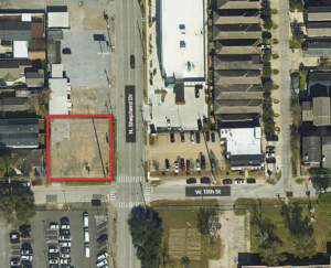 Aerial image of tract at N Shepherd and W 13th Street in Houston, TX