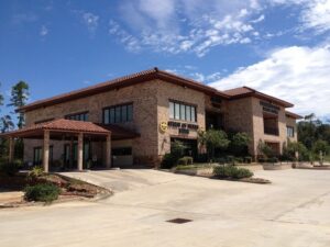 Low-rise office building at 5452 W Davis, Conroe, TX