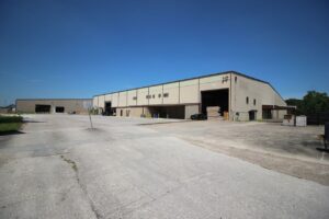 113,000 SF Industrial building with loading doors